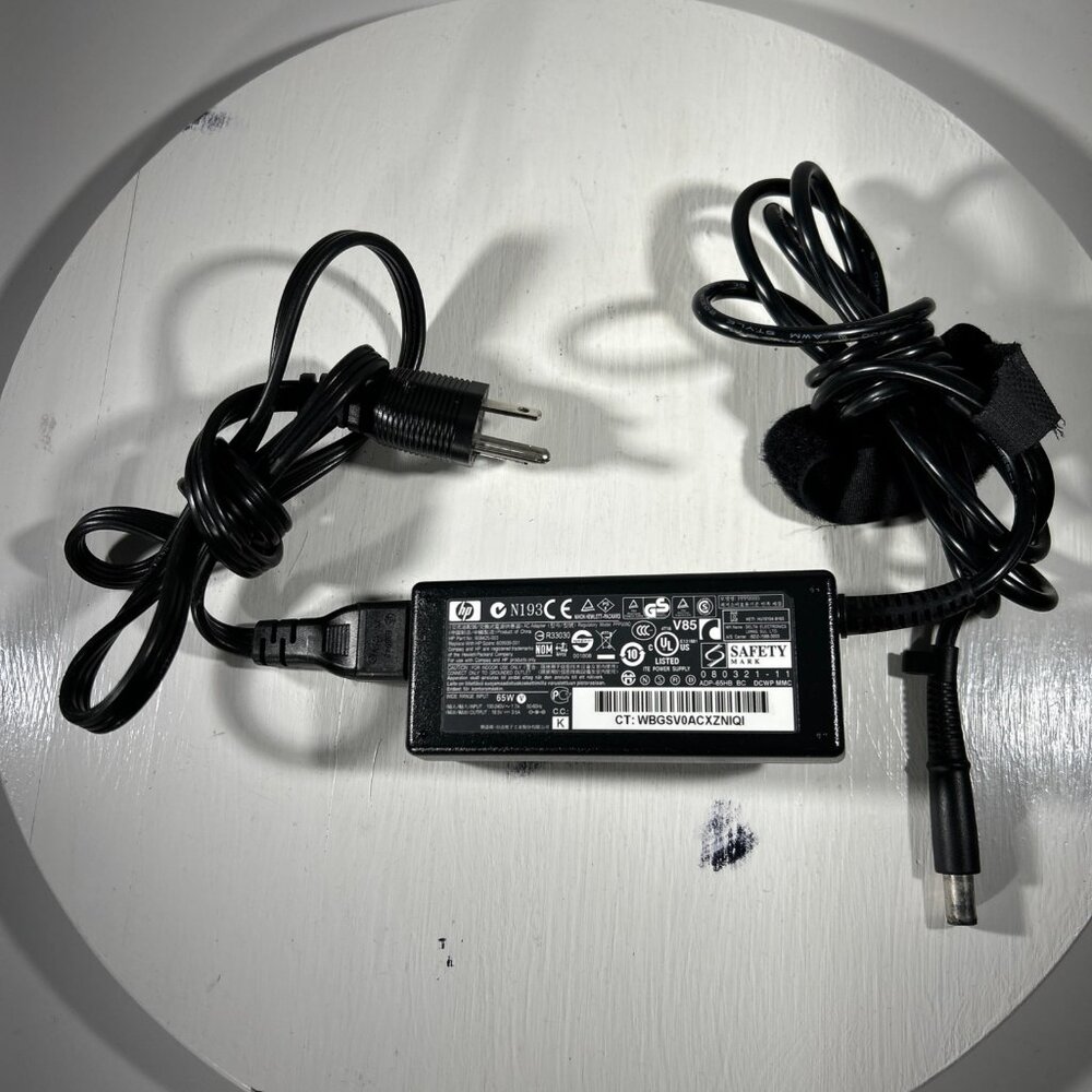 HP N193 Power Adapter Charger 18.5 V 3.5 A 65W Genuine Orig AC 608425-003 Laptop